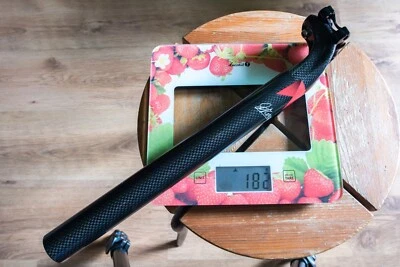 Unused original Eddy Merckx 31.6 mm carbon seatpost 350 mm - Imagem 1 de 4