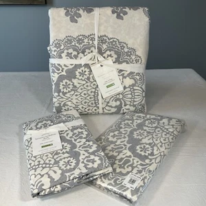 Pottery Barn Lucianna Medallion King Cal Duvet and 2 Euro Shams Gray NEW - Picture 1 of 9