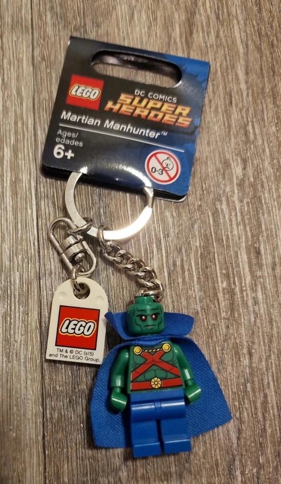 LEGO Martian Manhunter Keychain/Keyring - DC Superheroes 853456 - Image 1 of 1