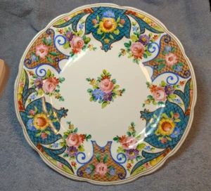 Saxe Hand Painted 9.5” Dinner Plate - Roses. - Picture 1 of 19