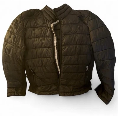 Casaco acolchoado masculino preto Guess tamanho P - Imagem 1 de 4