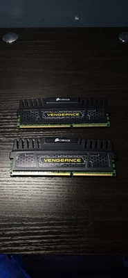 Corsair Vengeance 8GB Kit (2x4GB) DDR3 1600 MHz PC3-12800 RAM  - Image 1 of 3