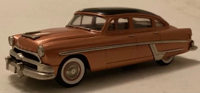 Sedã Brooklin Models 1954 Hudson Hornet 4 portas. Edição limitada especial - Imagem 1 de 4