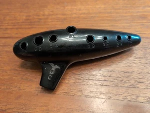 Instrumento de viento vintage Ocarina WB Co C de plástico negro flauta música - Imagen 1 de 5