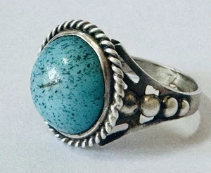 Vintage Southwestern Sterling Silver Turquoise Cabochon Stone Ring Size 7.5 - Picture 1 of 15