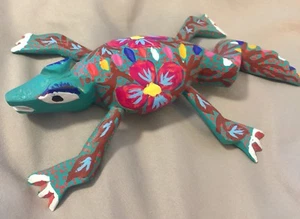 Hand Painted Signed Lizard Gecko Alebrije Wood Carving Oaxaca Mexico Folk Art - Picture 1 of 5