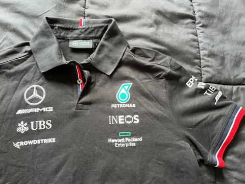 Men’s Large- Mercedes AMG Petronas F1 Team Polo Black Cover