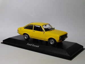 Ford Escort de 1975 jaune  au 1/43 de Minichamps / Maxichamps 940084100 - Imagen 1 de 5