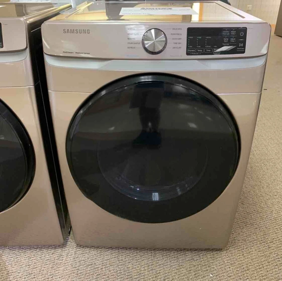 Secadora de gas de ciclo de vapor apilable Samsung de 7,5 pies cúbicos DVG45B6300C Foto 1 de 1