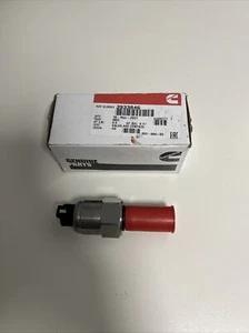 Cummins 3933846 Air Brake Control Valve - Picture 1 of 1