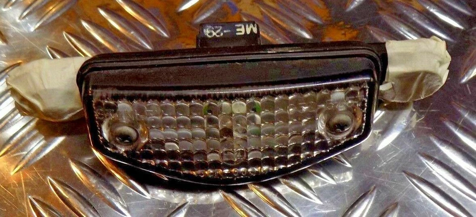 ПЕРЕДНИЙ БОКОВОЙ ФОНАРЬ SUZUKI SV650 SV 650 S 99-02 - Изображение 1 из 1