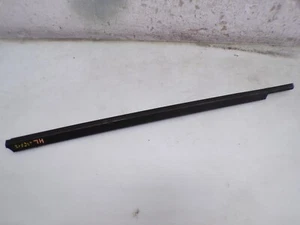 Barra pozzetto porta posteriore sinistra Ford Mondeo III MK3 Turnier station wagon "475F17" - Foto 1 di 4