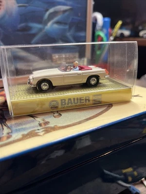 Coche Ranura Bauer MGB Roadster Convertible HO Mejor Modelo Detallado Tjet UltraChassis Foto 1 de 4