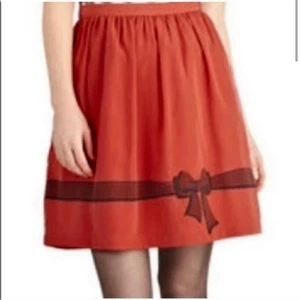 ModCloth Bea & Dot Red Christmas Holiday Ribbon Bow Circle Skirt 1X - Picture 1 of 11