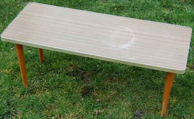 Blumenbank rechteckig 77x31cm Holzoptik 34cm hoch DDR Möbel Blumenhocker Hocker - Bild 1 von 4