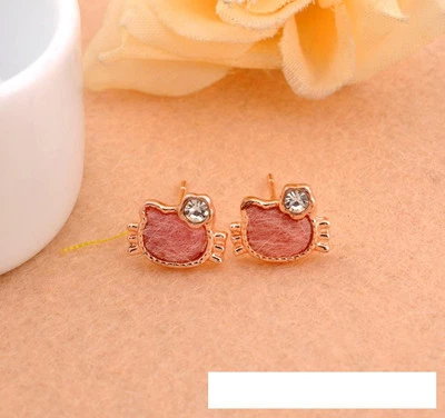 Aretes de moda con pedrería de circonita cúbica cristales con moño de ópalo de Hello Kitty Foto 1 de 4