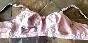42DDD Warner's Firm Support Full Coverage Wirefree Bra 71044 - Picture 1 of 4