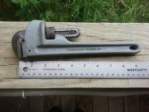 WESTWARD 3MA10A 10" Straight  Aluminum Pipe Wrench,