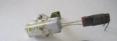 COMPUTER RELAY ECM SWITCH CAR J 30 A15-000N9 TRUNK RESISTOR CAR for INFINITI J30 - Image 1 of 4