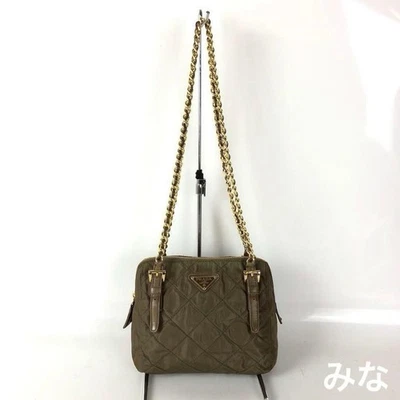 Borsa a tracolla PRADA verde oro catena nylon donna dal Giappone - Immagine 1 di 4