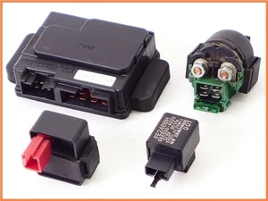 KAWASAKI 1998 ZZR1100 D Genuine fuse and relay set  - Picture 1 of 5