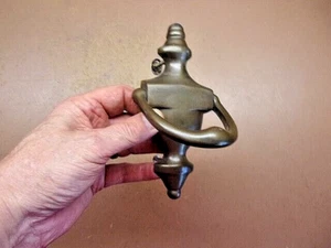 Nice Solid Brass Door Knocker Oil Dark Patina Complete with Mounting Screws - Picture 1 of 5