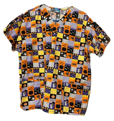 SCRUB HQ Womens Size Large Scrub Top Halloween Cats Ghosts Pumpkins Animated - Image 1 of 4