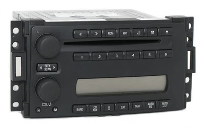 Chevrolet Uplander Saturn Relay 2005-2007 AM FM Radio 6 Disc CD Player 15209241 - Image 1 of 4