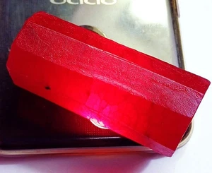Piedras preciosas sueltas de berilo rojo natural en bruto de 433,00 quilates (bixbite) certificadas - Imagen 1 de 6