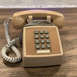 Vintage Telefono Pulsante Beige Western Elettrico Campana Telefono Scrivania 2500DM 1978 - Foto 1 di 11