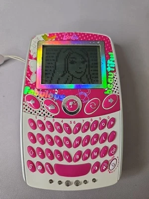 Hasbro Barbie Fabulous & Beautiful’ Rosa Electrónico Aprendizaje Portátil Juego Funciona Foto 1 de 4