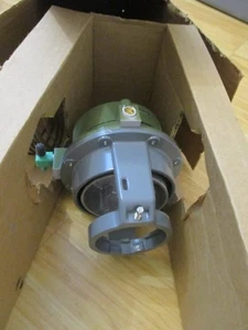 Johnson Controls T-3110 -3 Valve Mounting Thermostat T-3100 series FAST SHIPPING - Picture 1 of 7