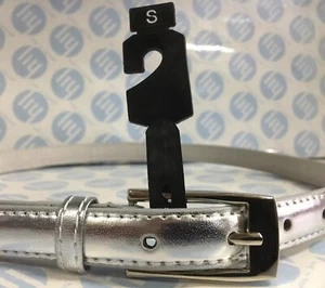 CINTURA SKINNY VERA PELLE COLORE ARGENTO MISURA S 18mm-90cm LUNGA ADATTA 27”-32” - Foto 1 di 4