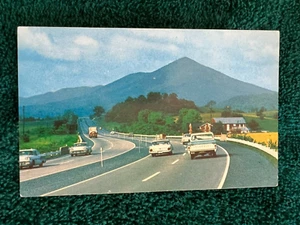Postcard ~ Pennsylvania Turnpike ~ UMAILED - Picture 1 of 2