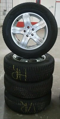 1 Satz Winterräder für Mercedes M Klasse  / 235/65 R17 108V - Bild 1 von 4