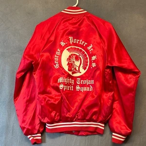 Chaqueta De Colección Años 80 Fordham Satén Pequeña Roja Beckie Trojan Spirit Squad EE. UU. Cerebro - Imagen 1 de 10