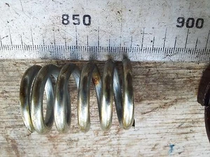 Steel Compression Spring OD ( 1 1/4") 31.5mm x 45mm, steel diameter: 5mm - Picture 1 of 1