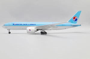 JC Wings Interactive Series 1:200 Korean Air Cargo Boeing B777-F HL8077 - Picture 1 of 13