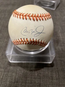 Cal Ripken Jr Signed Rawlings OMLB Baseball Orioles AUTO AUTOGRAPH HOF - Picture 1 of 3