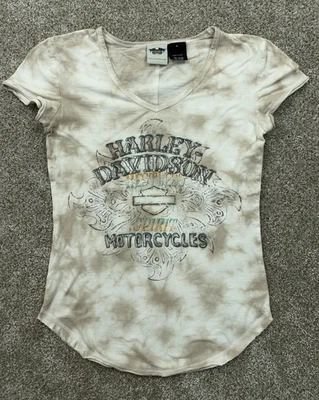 Camisa Harley Davidson Para Mujer Pequeña Tostada Manga Corta Cuello en V Restless Spirit Foto 1 de 4