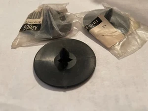1965-2004 Corvette Hood insulator buttons NEW - Picture 1 of 1