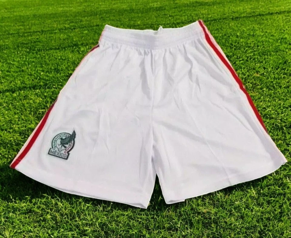 墨西哥成人足球短足球。全新 — 第 1/1 张图片