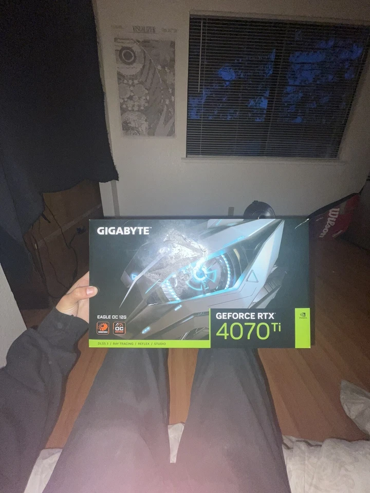Gigabyte Geforce RTX 4070 Ti Eagle OC - Image 1 of 2