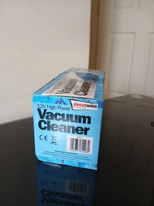 vacuum cleaner - Picture 1 of 3