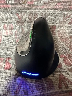 Evoluent Vertical Mouse 4 Right Hand VM4RW Ergonomic Wireless Mouse TESTED - Image 1 of 4