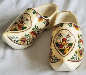Vintage Wooden Dutch Clogs Junora Holland Windmill Decorative Souvenir 22cm 34 - Picture 1 of 21