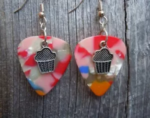 Pendientes púas para guitarra con dijes cupcake - elige tu color - Imagen 1 de 17