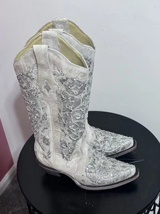 Corral Women’s Western Boots Size 6M – White Embroidered Crystal Inlay Cowgirl - Picture 1 of 13