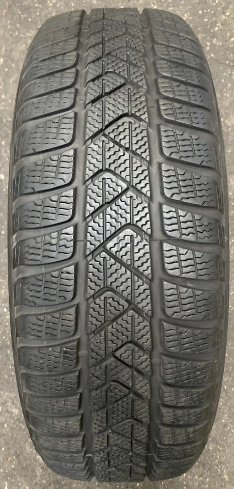 1 Winterreifen 195/55 R17 88H Pirelli Winter Sottozero 3 * M+S E61 - Bild 1 von 1