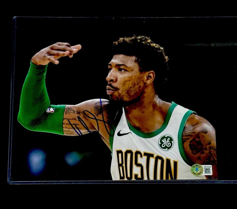 Foto firmada por Marcus Smart de 8x10 con certificación Beckett de los Boston Celtics Foto 1 de 1